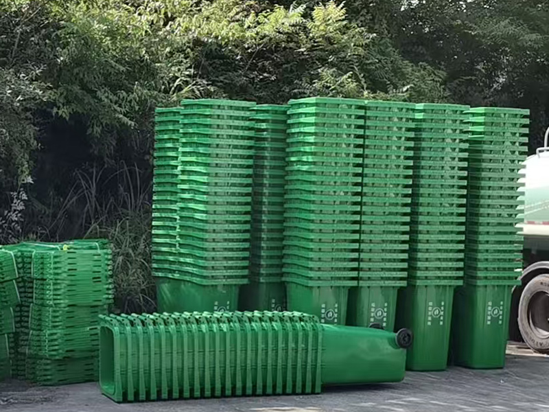 塑料垃圾桶